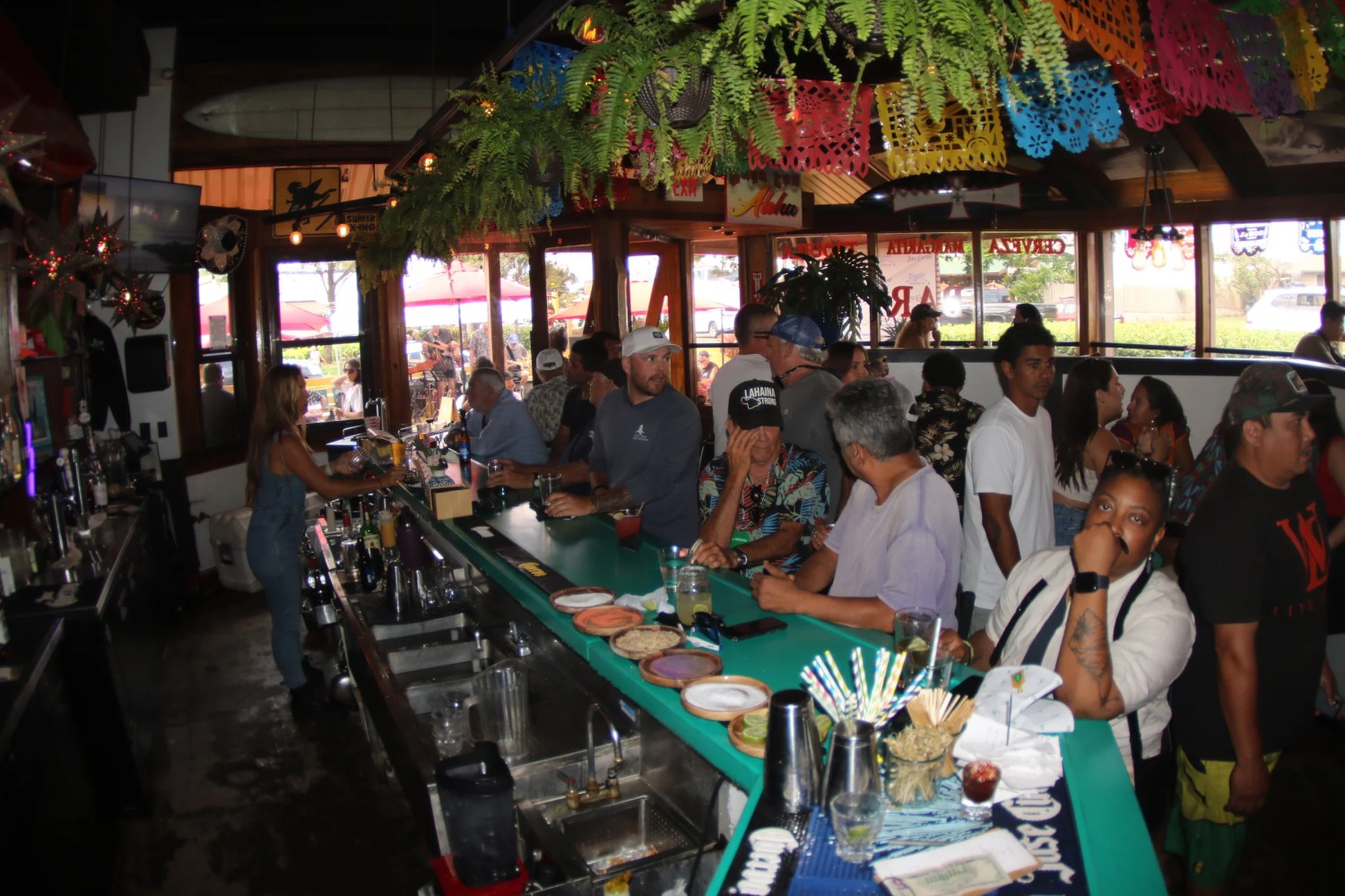 Jorge's Haleiwa Bar